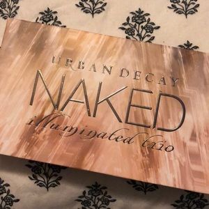 Urban Decay Naked Illuminating Trio